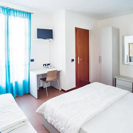 מלון Il Castello 3*