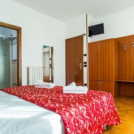 Il Castello מלון 3*