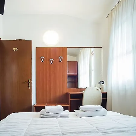 Il Castello מלון 3*