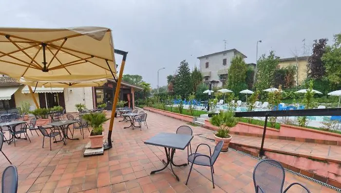 Il Castello 3*