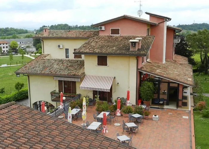 Il Castello Hotel 3*
