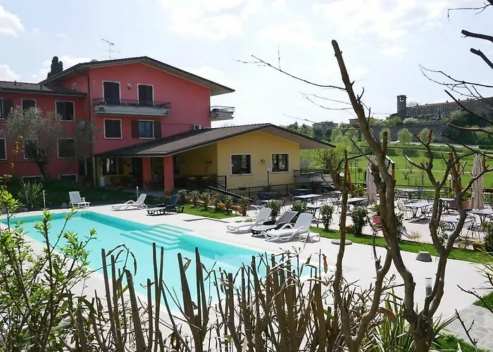 Il Castello Hotel 3*