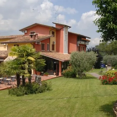 호텔 Il Castello 포촐렌고