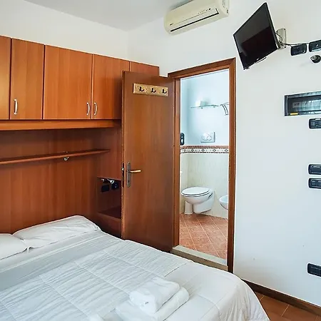 Il Castello Ξενοδοχείο 3*