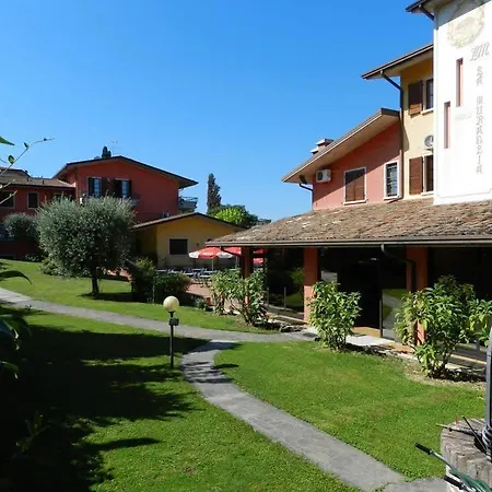 Il Castello 호텔 3*