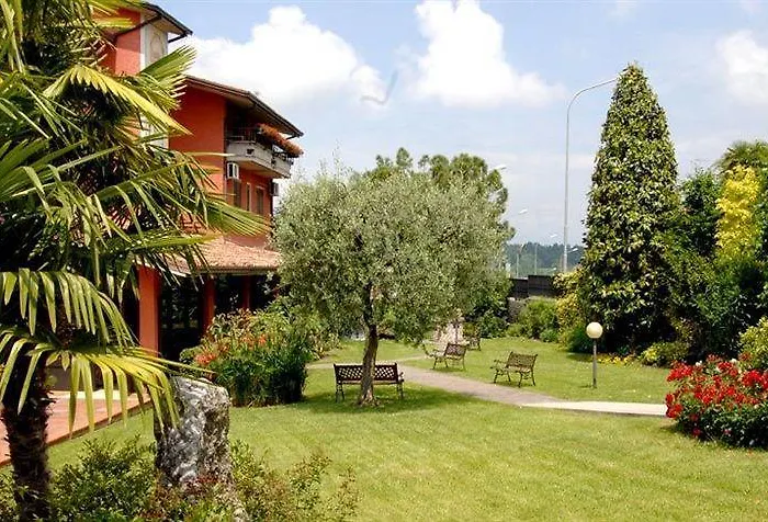 Il Castello Hotell