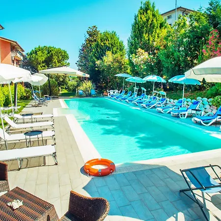 Il Castello Hotel 3*