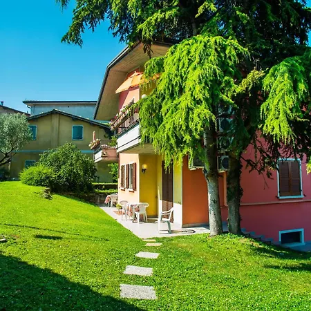 Il Castello 3* Поццоленго